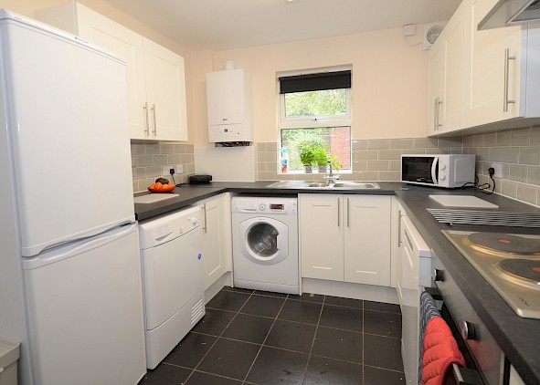 109, Broomspring Lane, Broomhall, Sheffield S10 2FD - 