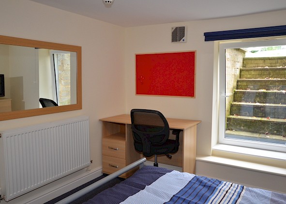 109, Broomspring Lane, Broomhall, Sheffield S10 2FD - 