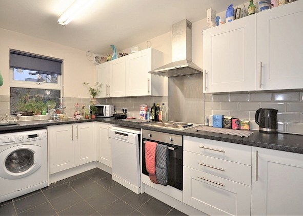109, Broomspring Lane, Broomhall, Sheffield S10 2FD - 