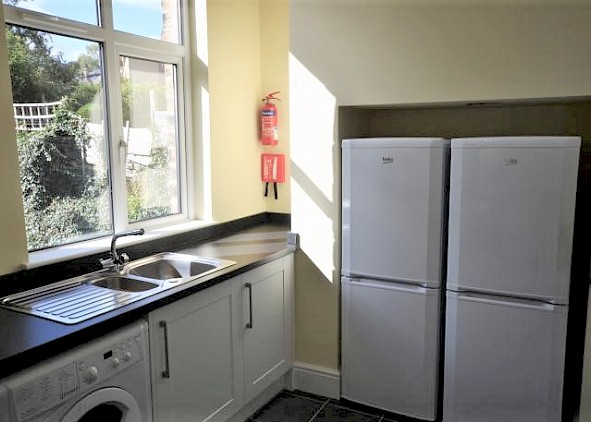 42, Brocco Bank, Botanical Gardens, Sheffield S11 8RR - 