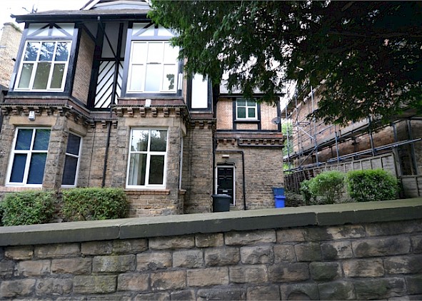 42, Brocco Bank, Botanical Gardens, Sheffield S11 8RR - 