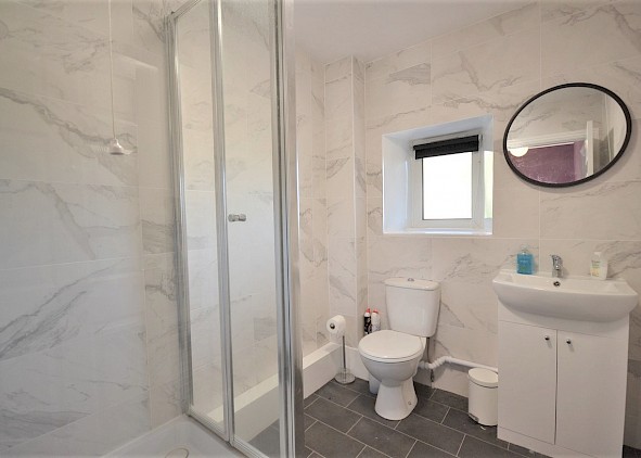 6, Clarke Dell, Botanical Gardens, Sheffield S10 2NR - 