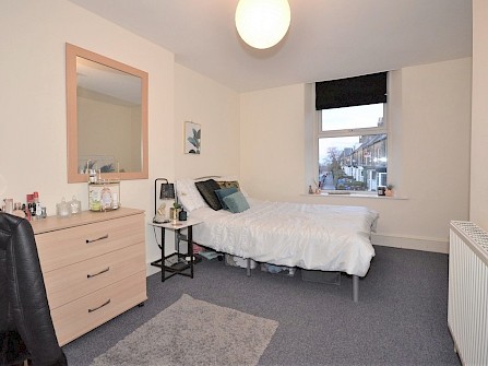 13, Mooroaks Road, Broomhill, Sheffield S10 1BX - 